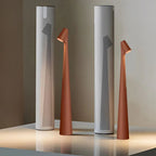 Smal uppladdningsbar bordslampa